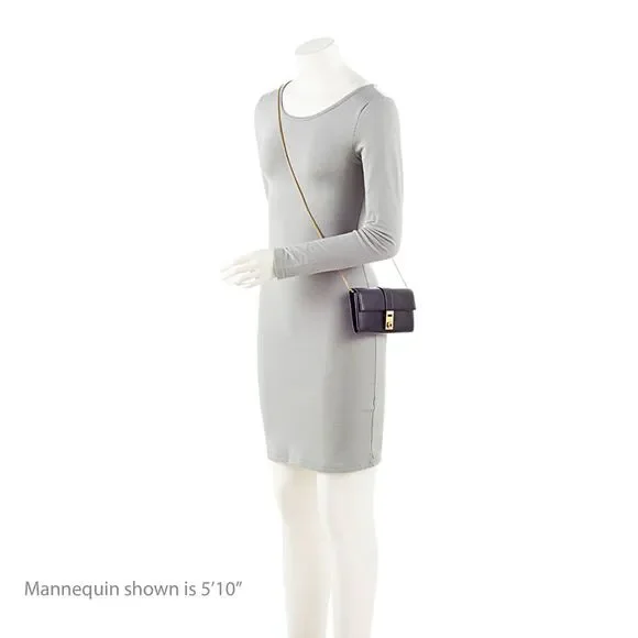 Salvatore Ferragamo Calfskin Hug Wallet on Chain - Picture 5 of 14